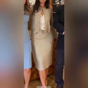 Beige and gold tone tweed like St John set